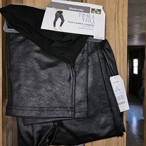 NWT Time and Tru Sz XL Maternity Black Faux Leather Leggings